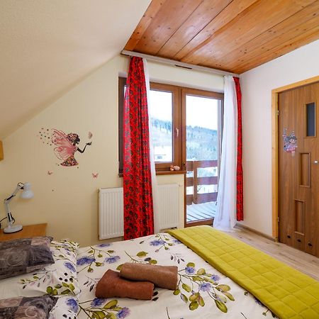 Villa Gazdowka Na Mosornym Groniu à Zawoja Extérieur photo
